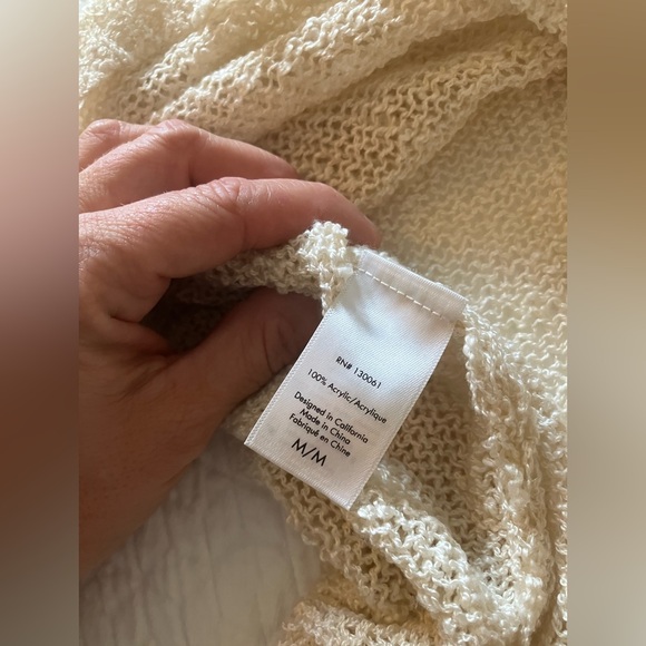 l*space Palisades Coverup - Cream Knit - Picture 12 of 12